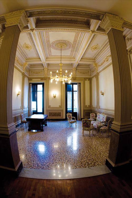 Residence Hotel La Vetreria Катания Интерьер фото